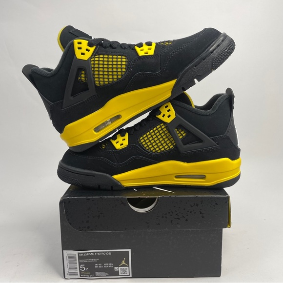 Nike Air Jordan 4 Retro GS “Thunder/Tour Yellow” 2023 - Picture 3 of 4